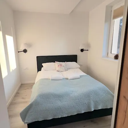 Dabrowka Beauty - W Parku Lesnym , Sauna Jelenia Góra